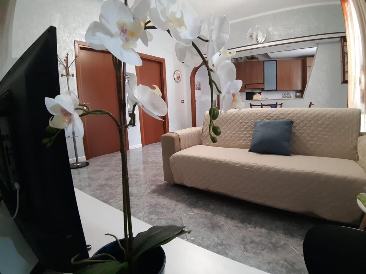 カステッランマーレ・ディ・スタービアCasa Andrea Tra Napoli E Sorrentoアパートメント エクステリア 写真
