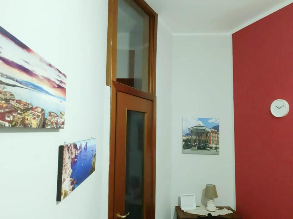 カステッランマーレ・ディ・スタービアCasa Andrea Tra Napoli E Sorrentoアパートメント エクステリア 写真