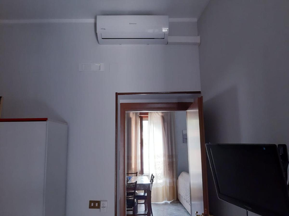 カステッランマーレ・ディ・スタービアCasa Andrea Tra Napoli E Sorrentoアパートメント エクステリア 写真