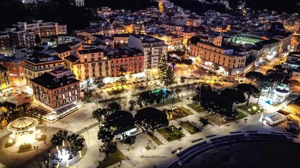 カステッランマーレ・ディ・スタービアCasa Andrea Tra Napoli E Sorrentoアパートメント エクステリア 写真