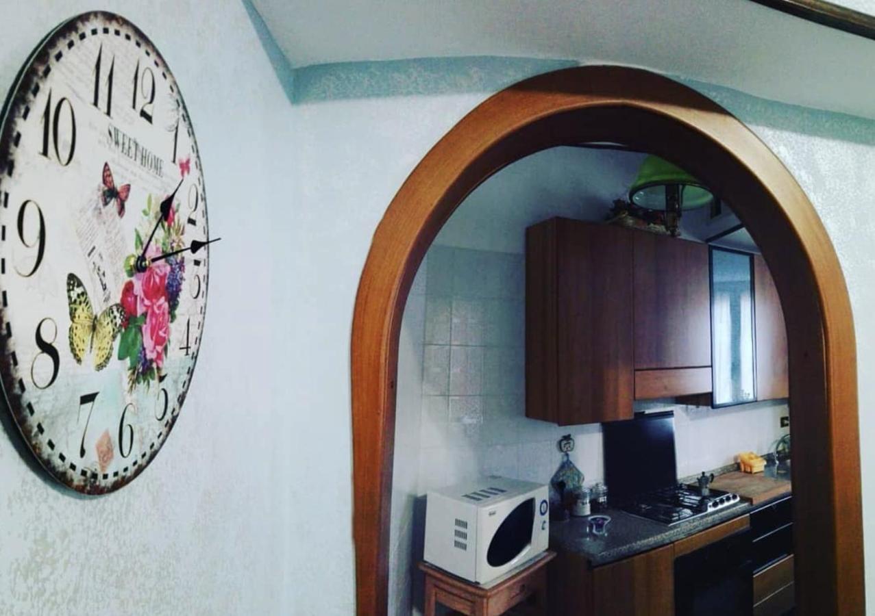 カステッランマーレ・ディ・スタービアCasa Andrea Tra Napoli E Sorrentoアパートメント エクステリア 写真